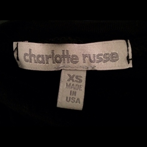 Cute black crop top - Picture 2 of 2