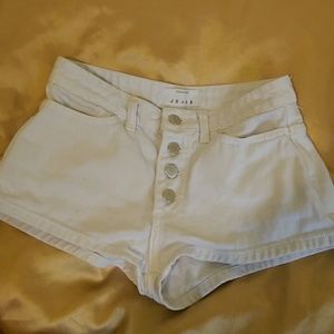 American apperal button up shorts (white)