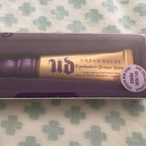 Urban Decay Eye Shadow Primer Potion