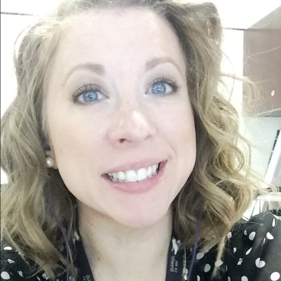 Meet your Posher, Miranda - Picture 2 of 2