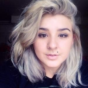 Meet your Posher, Gwen