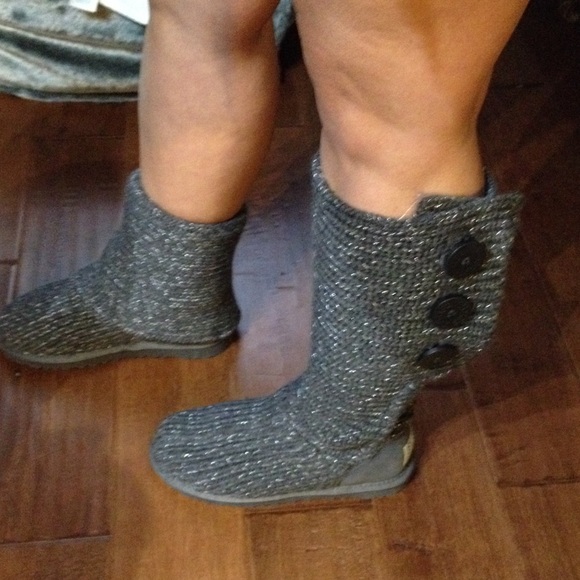 grey uggs size 5 grey uggs size 5