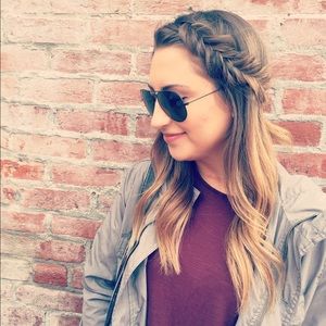 Meet your Posher, Kayley