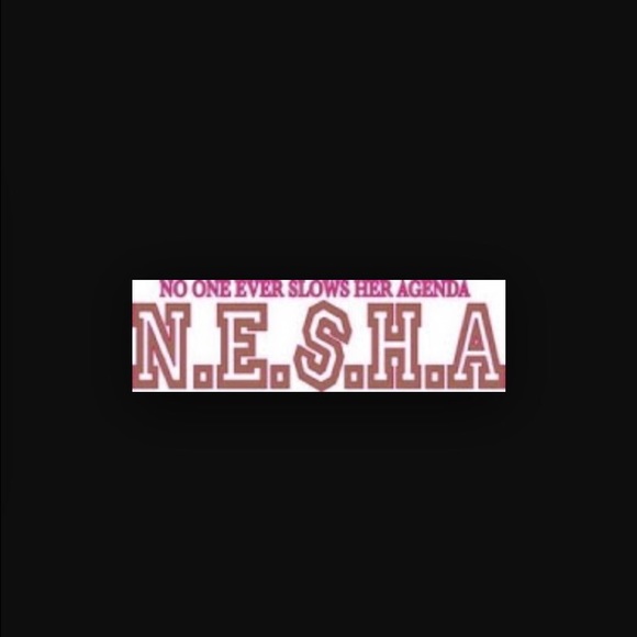 Meet your Posher, Nesh