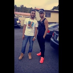 Meet your Posher, Melvin