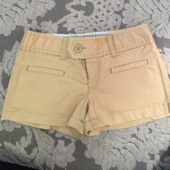 American Eagle Khaki shorts