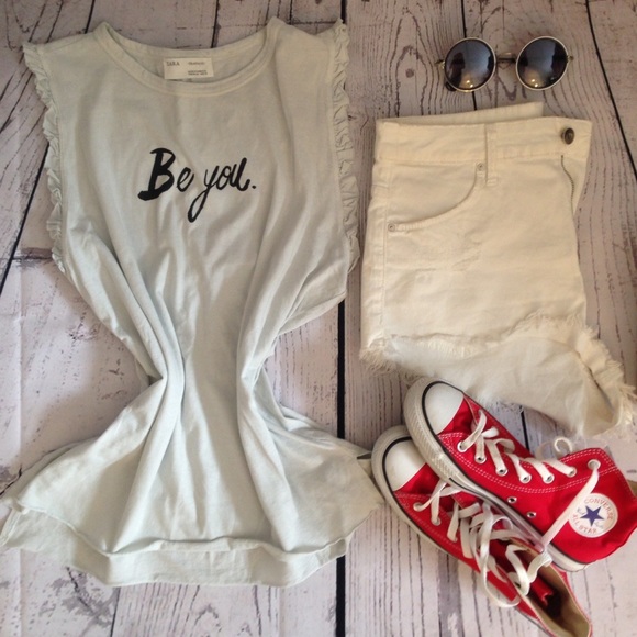 Zara new tee ❤️