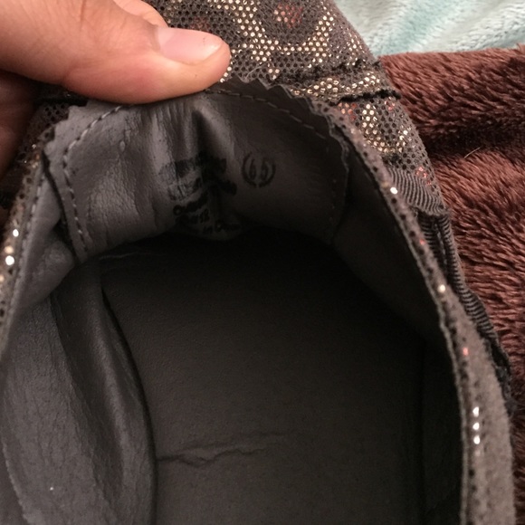 fancy not rated shoes - Picture 4 of 4