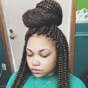 Meet your Posher, Jamila