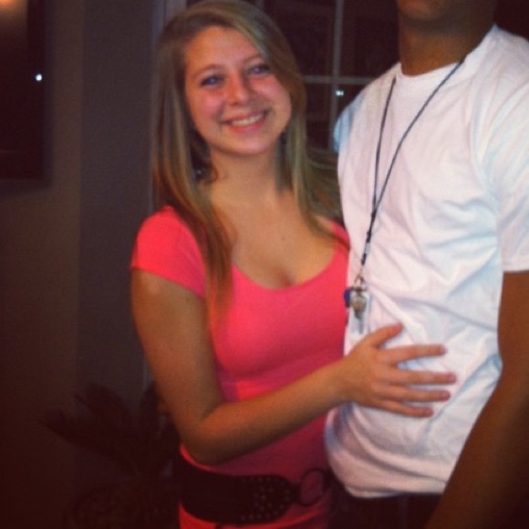 Plain but cute causal dress - Picture 2 of 2