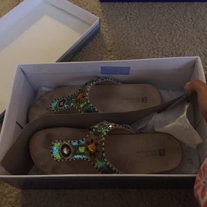 White Mountain Sandals