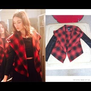 ISO Plaid jacket size small