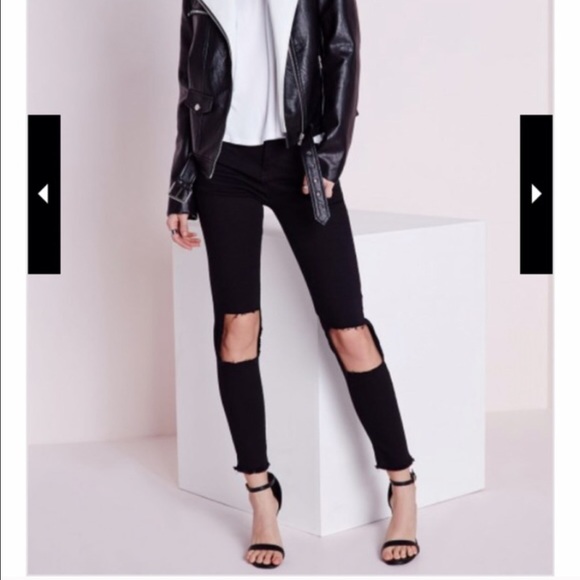 EXTREME CUT OUT KNEE SKINNY JEANS BLACK