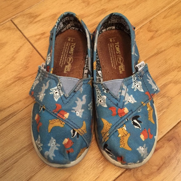 TOMSxDisney - It's a Small World / Size 9T