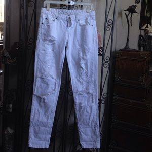 Carmar shredded jeans