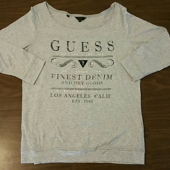 EUC Blingy/pearl  Guess light crew shirt