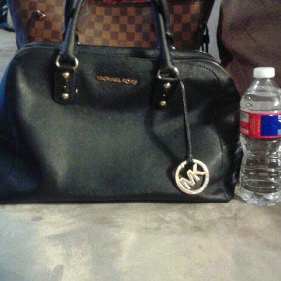 Michael Kors Bag - Picture 2 of 4