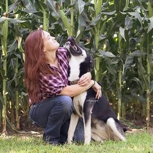 Meet your Posher, Julia