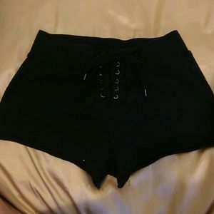 UO stretchy high waisted shorts