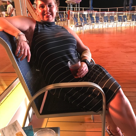 Meet your Posher, Amberlea - Picture 4 of 4