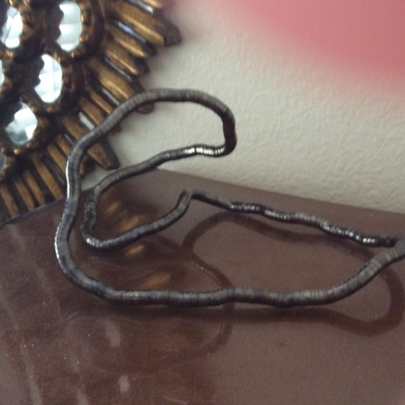 BCBG totally bendable necklace bracelet
