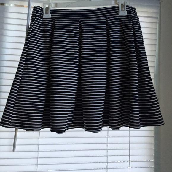 Black and white stripe skirt