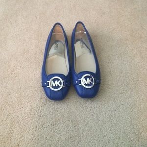 Michael Kors flats