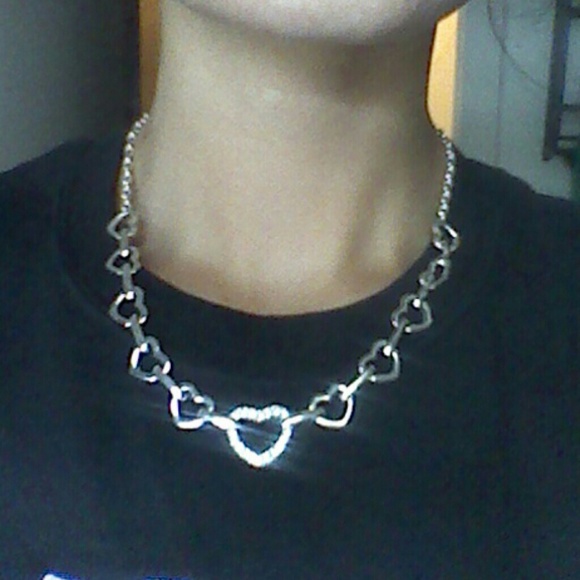 Silver heart stone choker