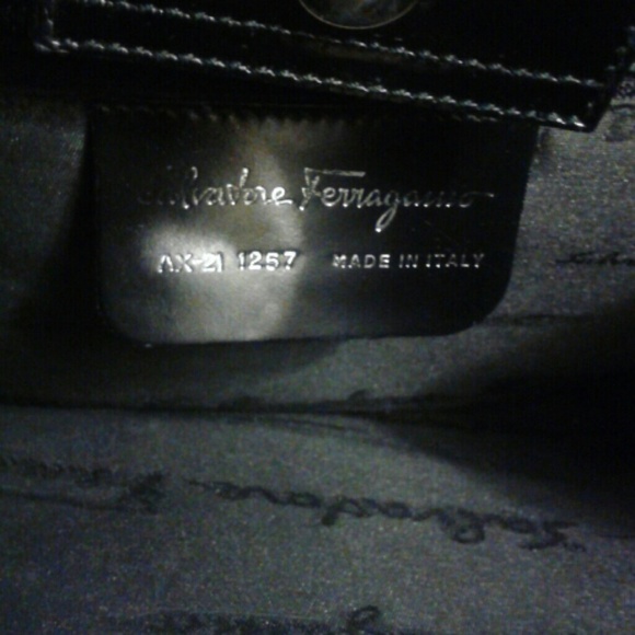 Salvatore Ferragamo Black Hand Bag - Picture 4 of 4