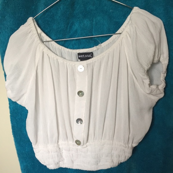 Flowy cropped top