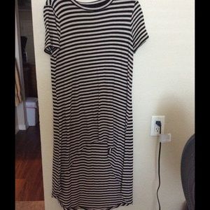 Super cute hi-lo maxi like dress