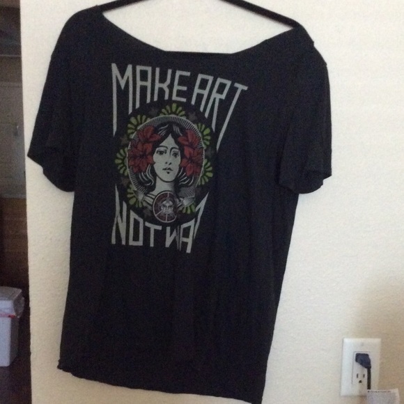 OBEY shirt