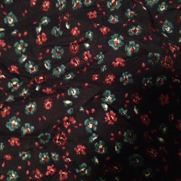 Flower dress - Picture 3 of 4