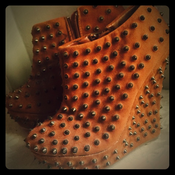 Bamboo studied booties!