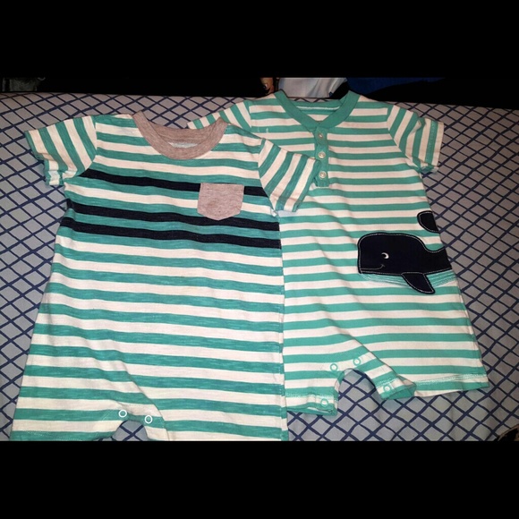 2 outfits carters