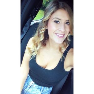 Meet your Posher, Alyssa