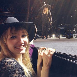 Meet your Posher, Rebecca