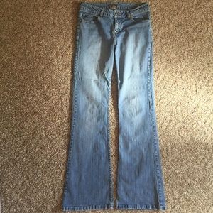 Glo Stretch Jeans