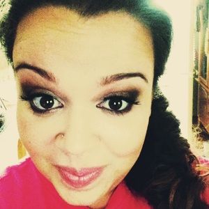 Meet your Posher, Candice