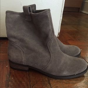Sole society size 8 grey bootie