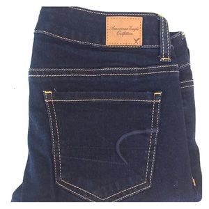 American Eagle dark wash skinny jeans