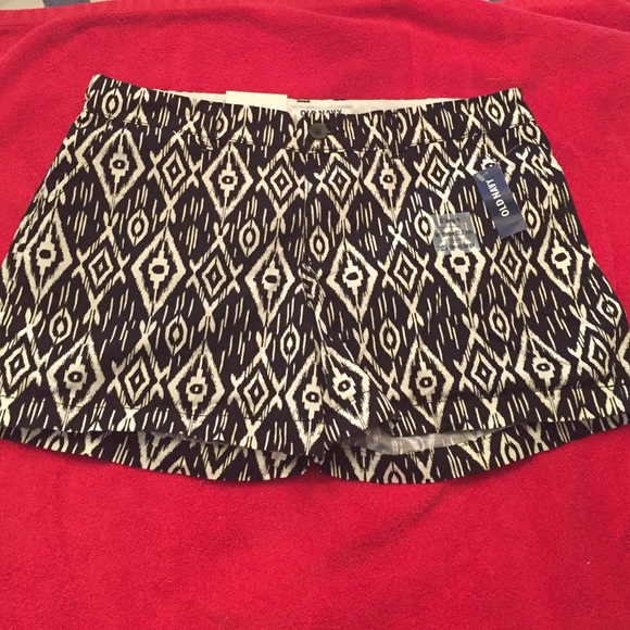 Black and White Patterned Old Navy Shorts