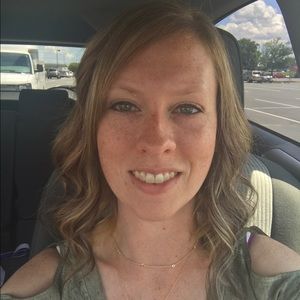 Meet your Posher, Lizzy