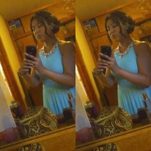 Meet your Posher, Leonor