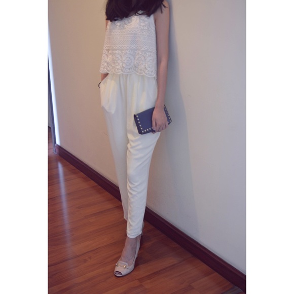 Mcbee Accessories - 🎉Japanese trip goodie - White lace jumpsuit