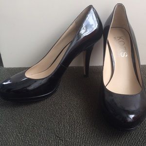 Michael Kors black heels