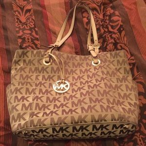 Michael Kors Tote