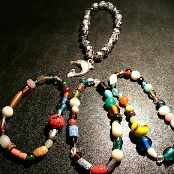 4 colorful bracelets