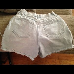 Vintage light high waisted shorts