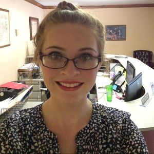 Meet your Posher, Hillary